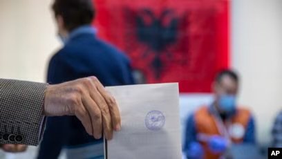 Regjistrohen mbi 230 mijë votues nga diaspora 